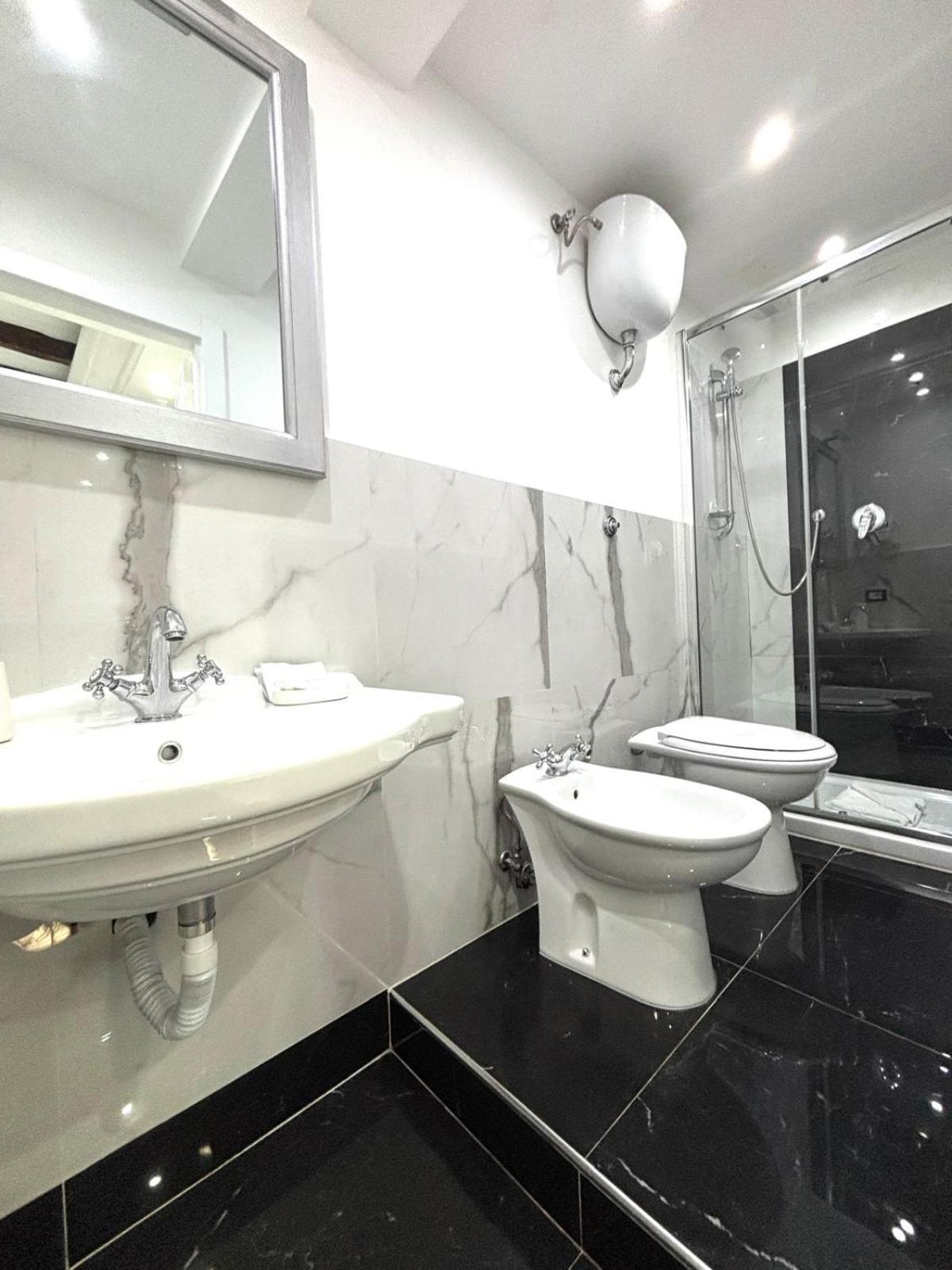 Relais Parlamento Hotel Rome Bagian luar foto